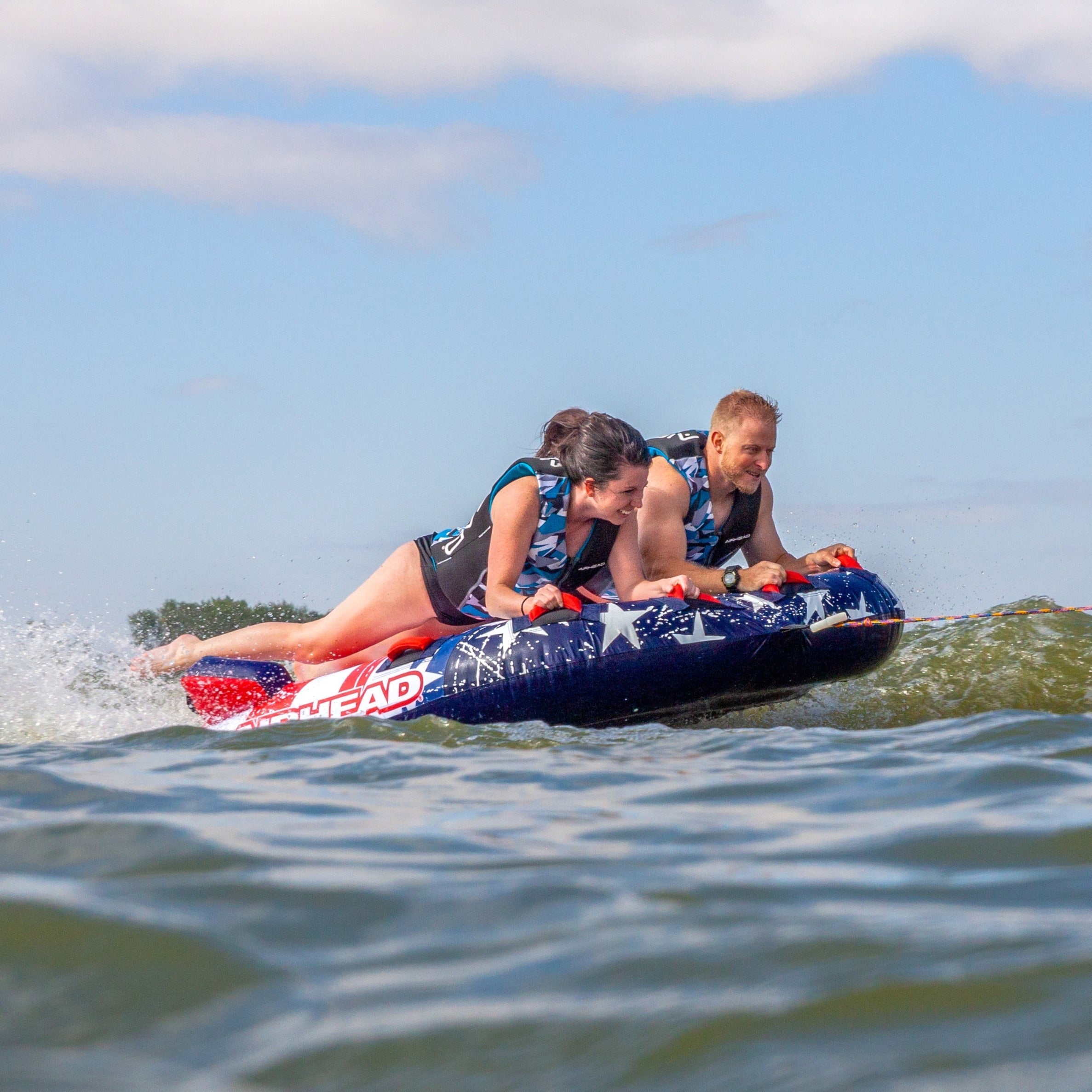 Stars & Stripes 2 | 1-2 Rider Towable Tube für Boote