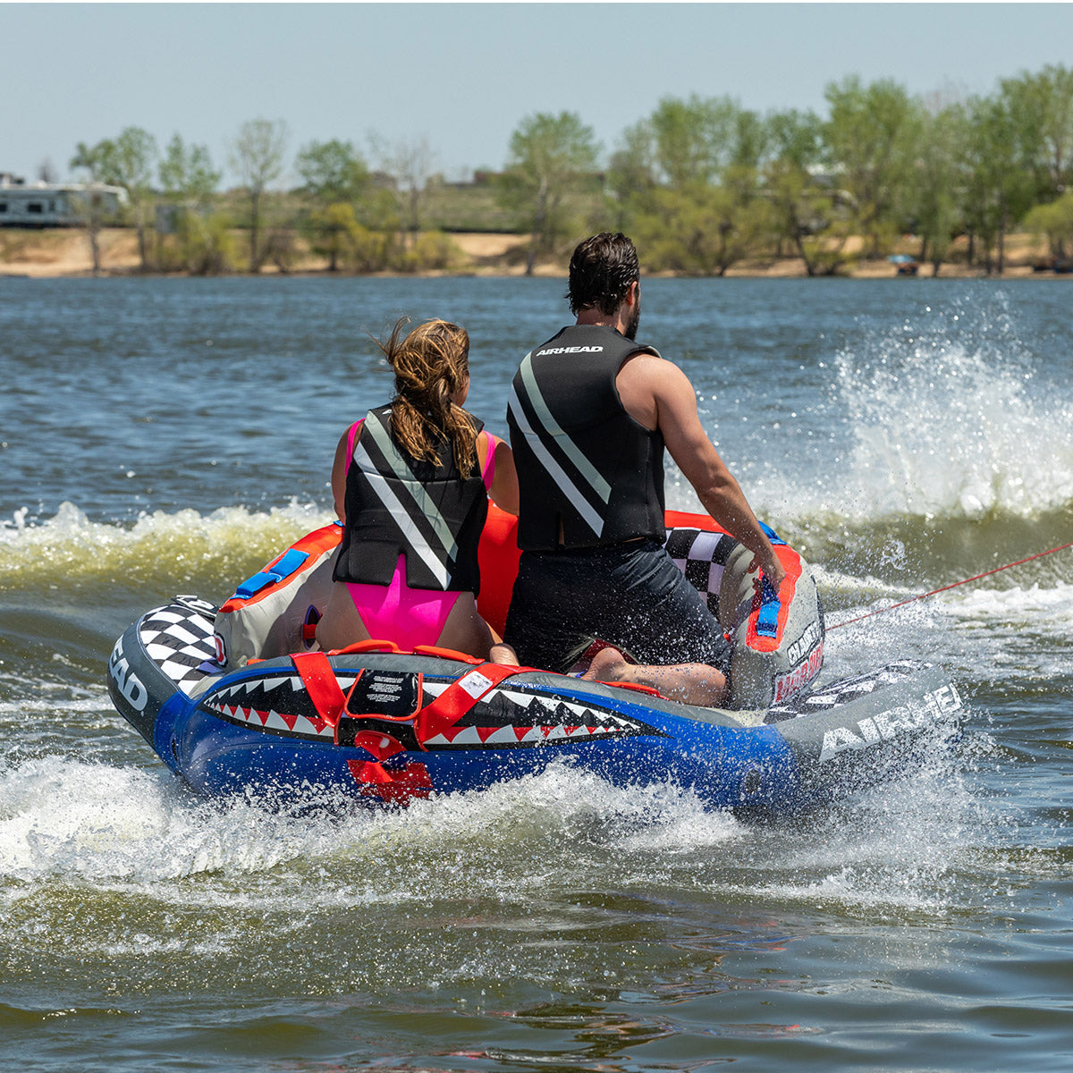 Chariot Warbird 2 – 1-2 Rider Towable Tube für Boote